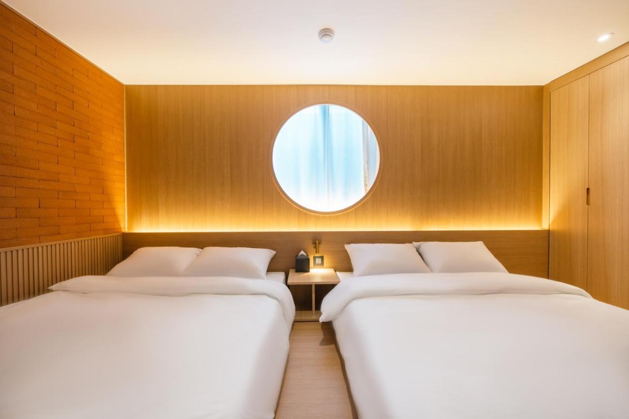 Y Collection By Unboundi Gyeongju Hotel Bagian luar foto